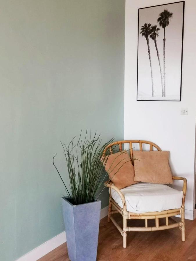 "Les Palmiers" Studio Spacieux Vue Mer Terrasse & Parking Saint-Cyr-sur-Mer Exterior photo